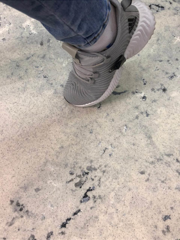 Декоративная штукатурка напольное покрытие. Italica Granito на пол