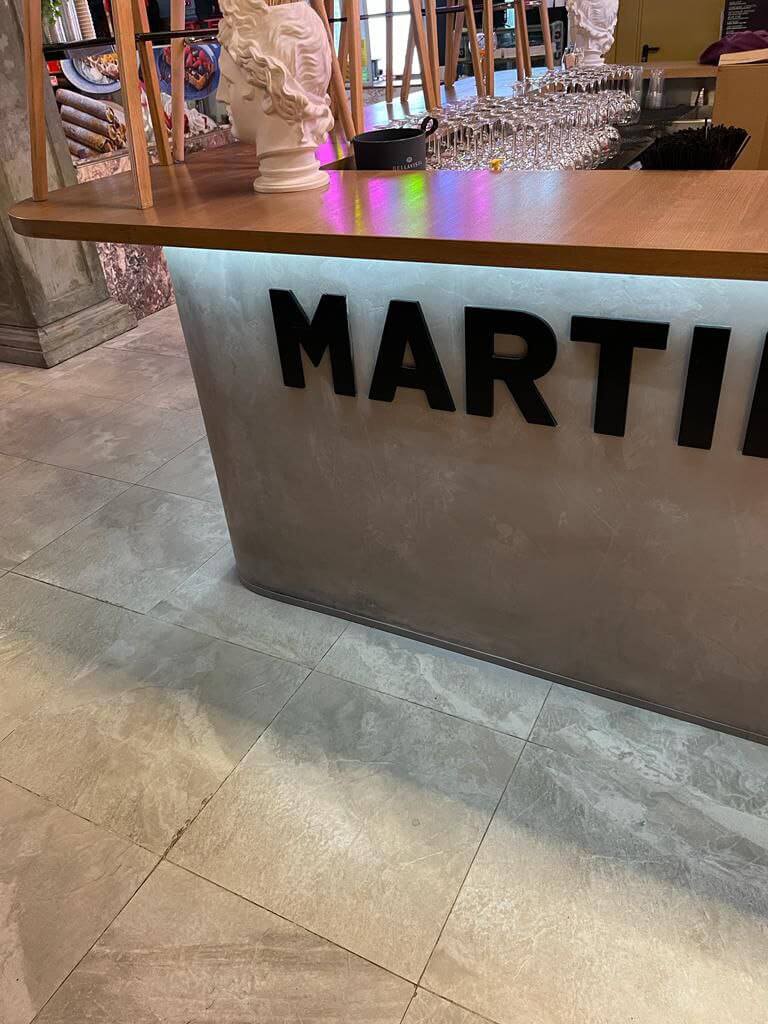 obekt-bar-martiny-barnaya-stoyka-italica-marmo-travertino-fine-lak-pu2-3 Italica Marmo Travertino Fine + лак PU2