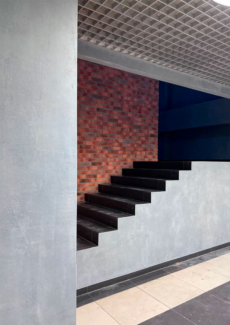 fakturnaya-shtukaturka-intonaco-travertino-ng-lacca-protettiva-7-13 Фактурная штукатурка Intonaco Travertino НГ + Lacca Protettiva 7