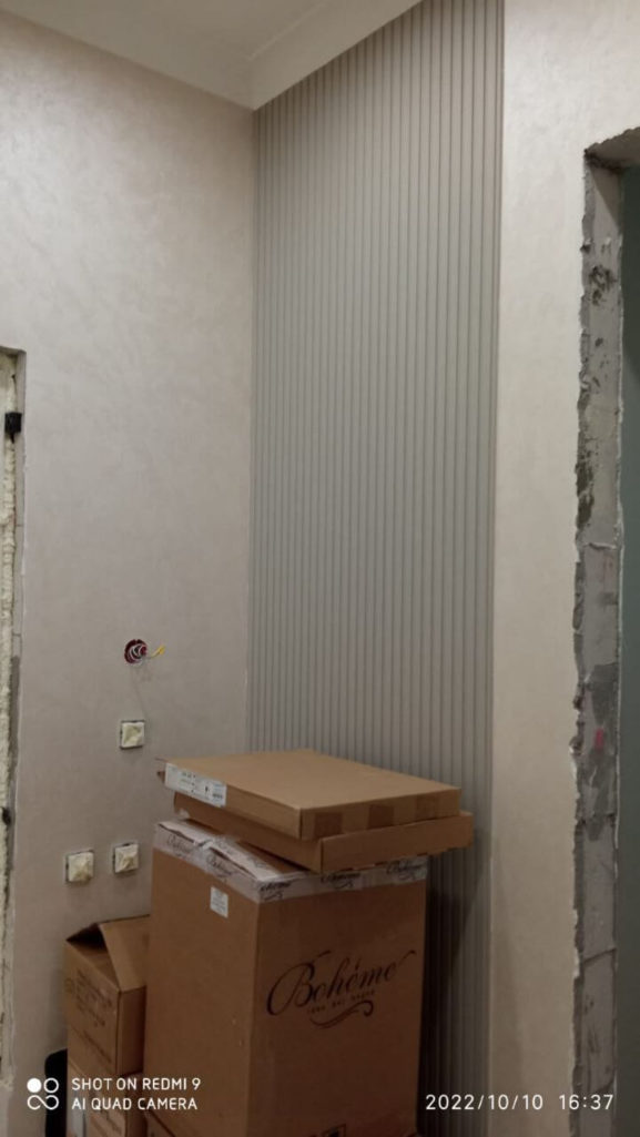 Декоративная штукатурка шелк в интерьере квартиры Italica Seta Damasko