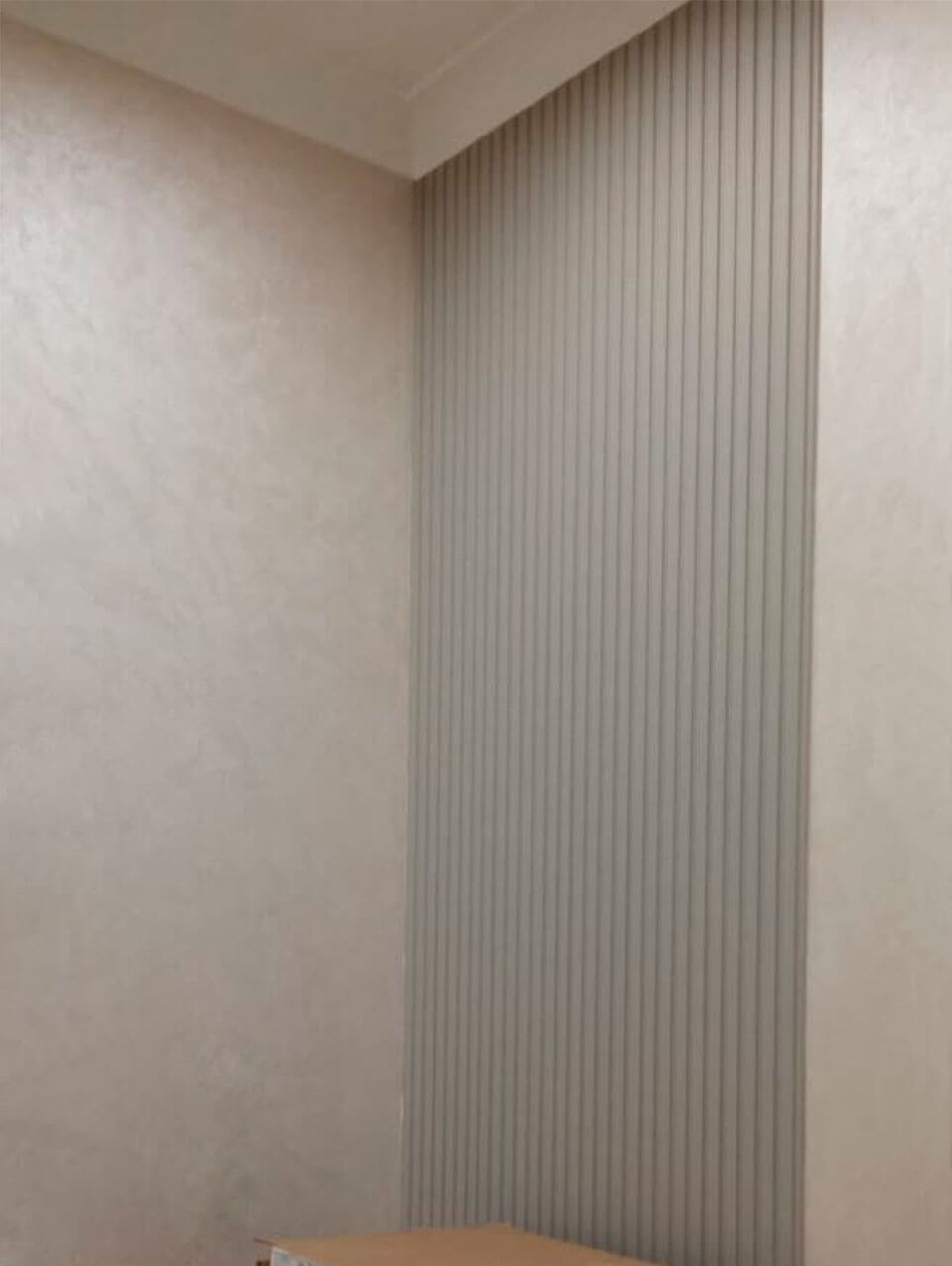 dekorativnaya-shtukaturka-mokryy-shelk-v-interere-italica-luce-velour-12 Штукатурка мокрый шелк Italica Velour