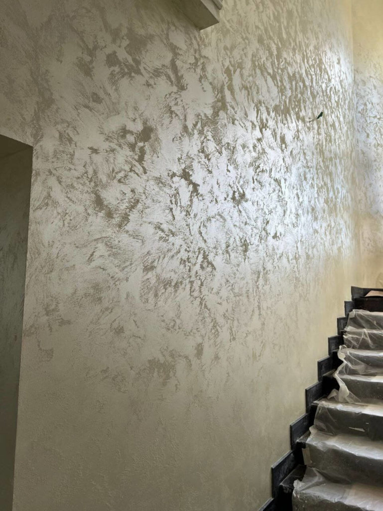 перламутровый песок Rifflet Sniny 400 в интерьере загородного дома