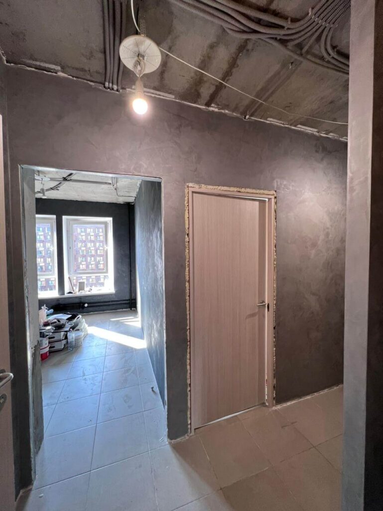 Матовое покрытие ITALICA VELOUR ARGENTO нанесенная кельмой эффект бархат