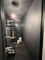 Штукатурка с эффектом микроцемент Polycement в темных тонах