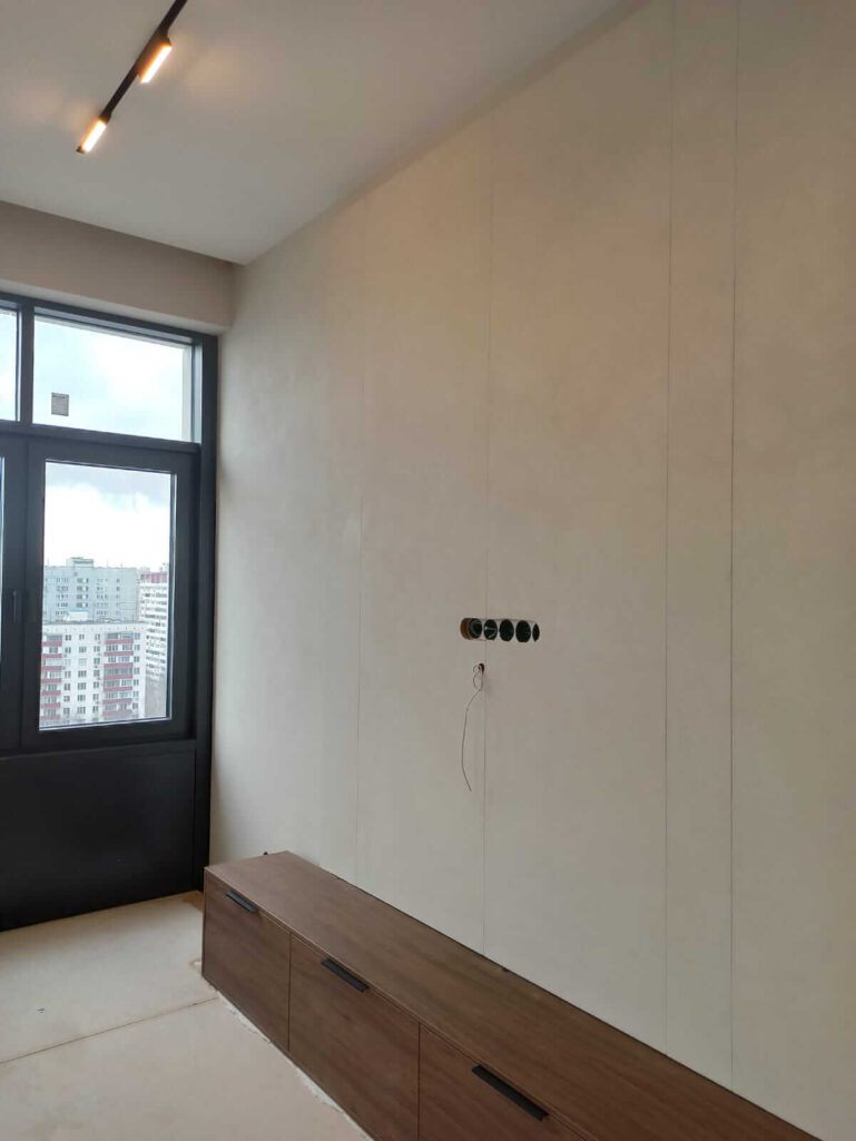 Декоративная штукатурка микроцемент Polycement + Finishmatt в пастельном оттенке