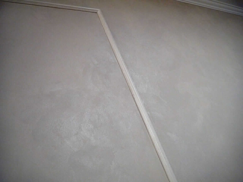 Декоративная штукатурка мокрый шелк супер прочное покрытие в интерьере