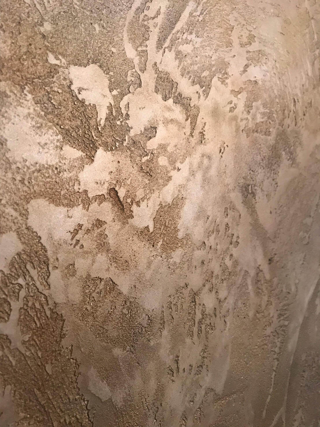 Фактурная штукатурка SAN MARCO Muratore + Cadoro в интерьере