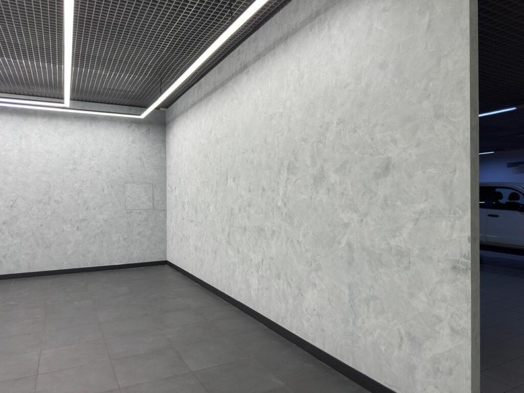 Отделка стен под матовую штукатурку Gradiente с эффектом замши