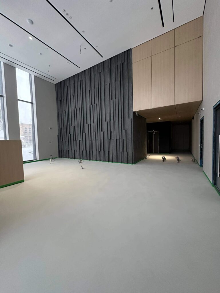 Полы Polycement и стены Intonaco QW500 — цельная отделка интерьера